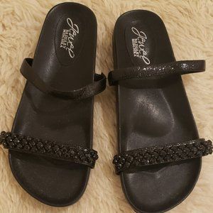 sandal